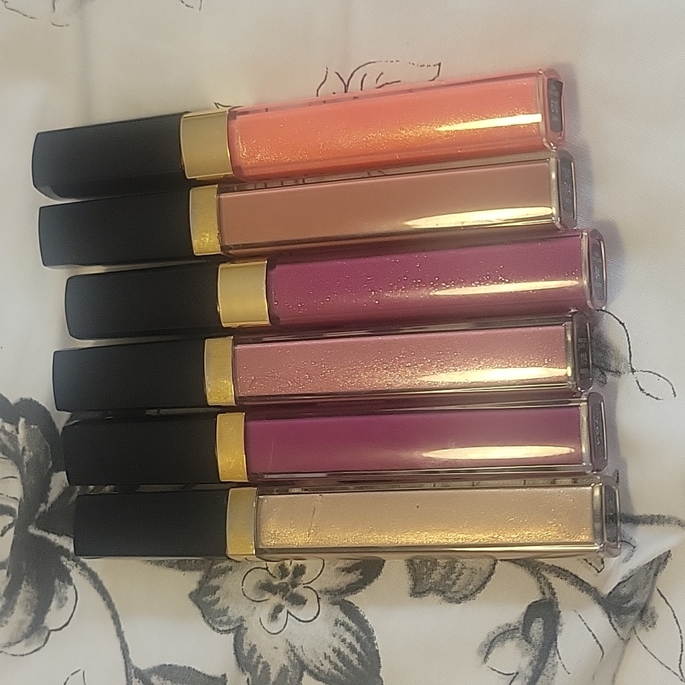 Chanel lip gloss